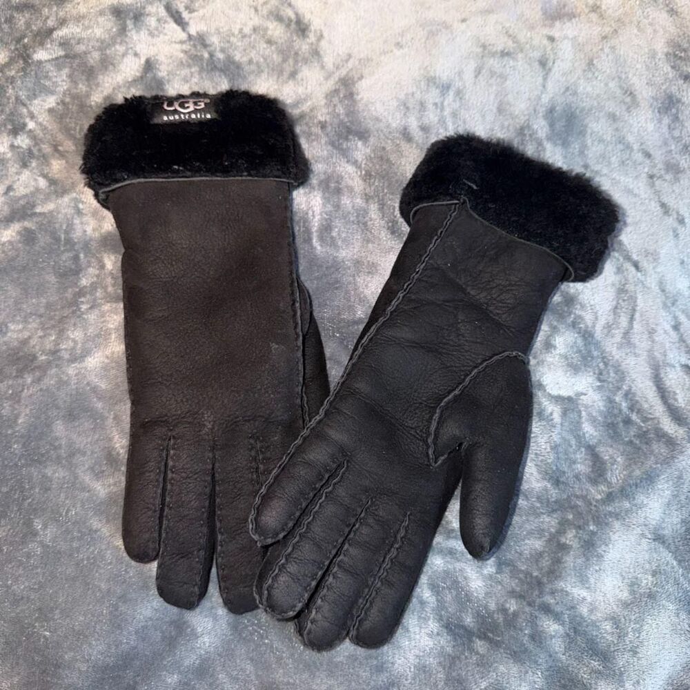 Ugg Women's Black Gloves